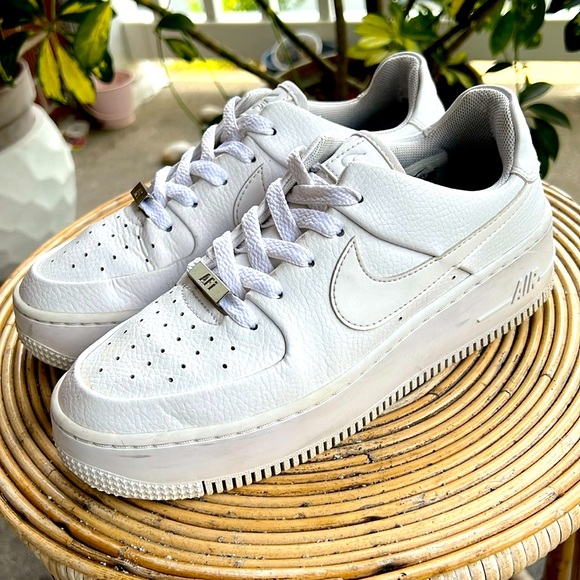 Nike Air Force 1 Sage Low - Picture 3 of 7